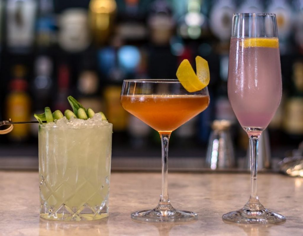 Cocktails at The Courtney Room – Victoria, British Columbia